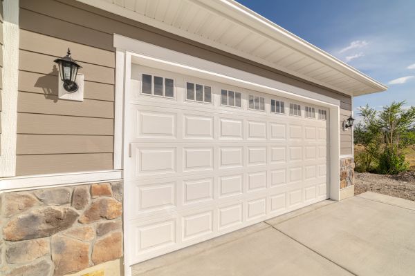 Garage Lifting in Monroe